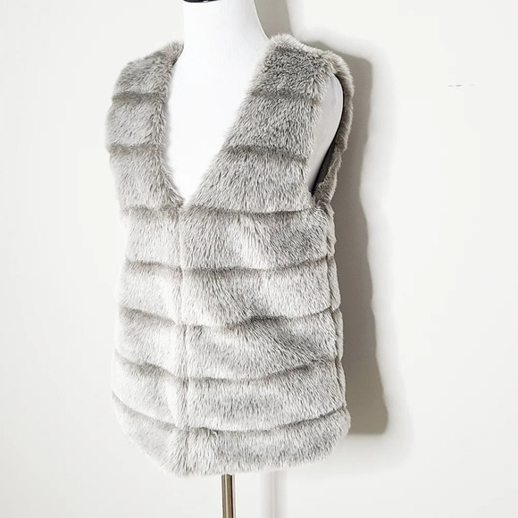 Joie Andrina Gray Faux Fur Vest S - Picture 4 of 7
